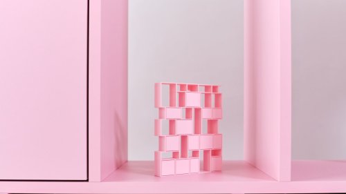 Tylko x Andrés Reisinger: So holen Sie die pinken Traumwelten des Metaverse-Stars in Ihre Wohnung