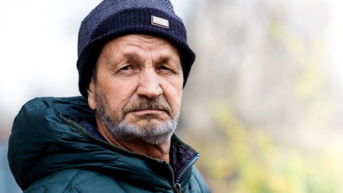7 Hidden Financial Traps Lower-Middle-Class Families Fall Into Every Day