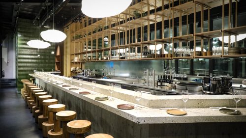 Le nouveau bar à sushi dédié au handroll japonais à Paris