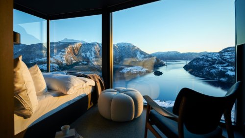 Snøhetta crée des cabanes insolites au cœur d'un fjord norvégien