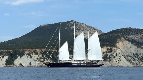 Tout ce qu'il faut savoir sur Koru, le yacht à plusieurs millions de Jeff Bezos