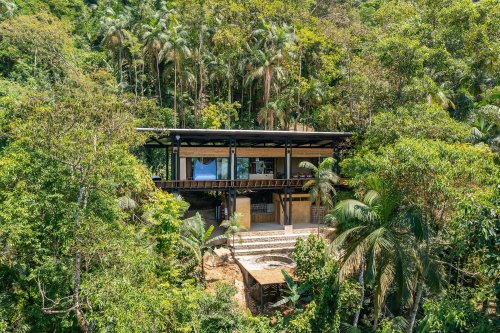 Agüé House / Atelier Marko Brajovic