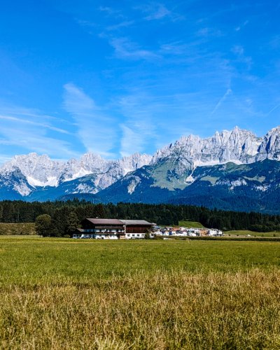 St. Johann in Tirol: Wunderbare Familientage beim Wandern, Biken, Klettern und baden
