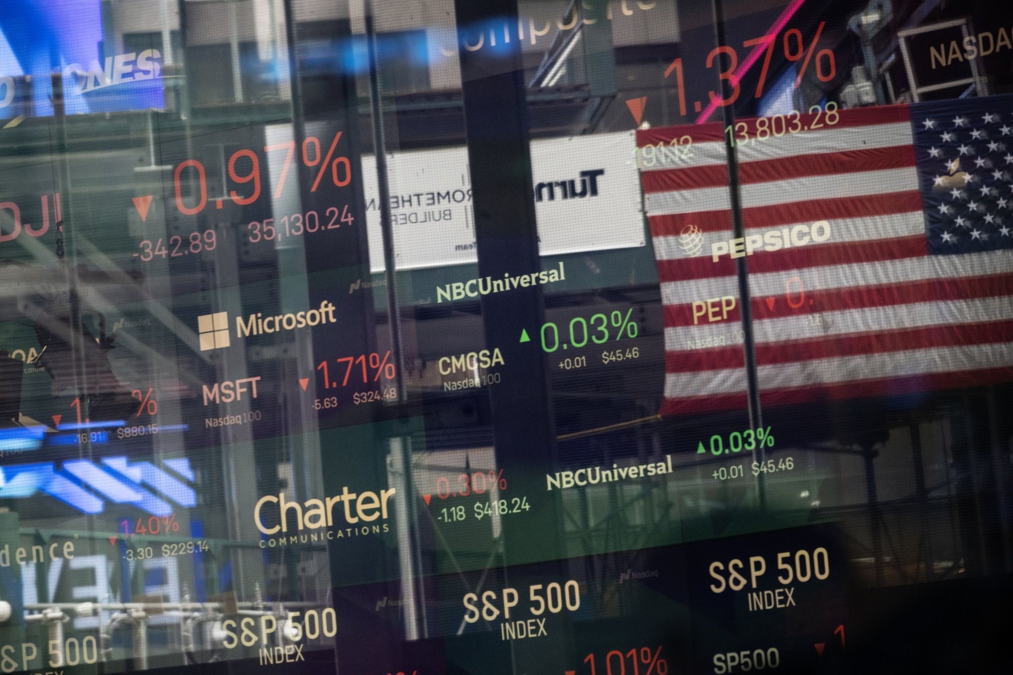 Are Stocks a Better Buy or Bonds With Treasuries at 5%?