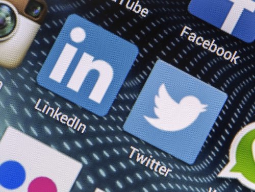 LinkedIn and Twitter Struggle to Balance Their Dual Business Model