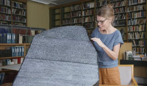 What did the Rosetta Stone’s inscription actually communicate?
