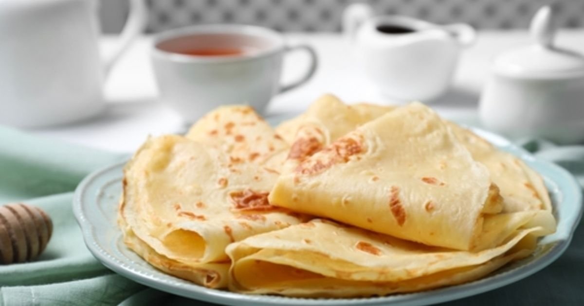 "La recette de mon père est née d'une erreur" : Philippe Etchebest partage ses crêpes préférées