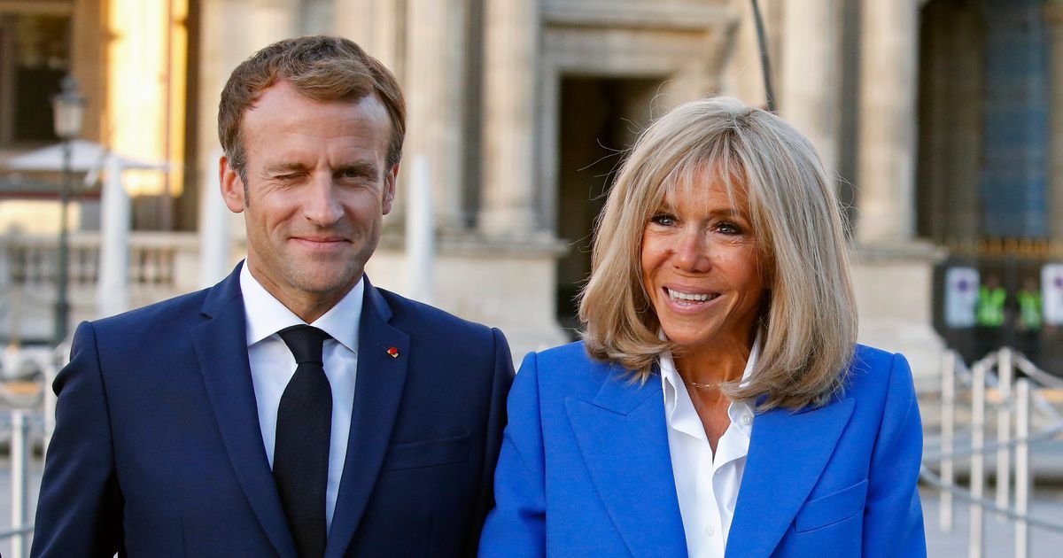 Brigitte Macron : ce parfum iconique qu’elle adore emprunter à son mari