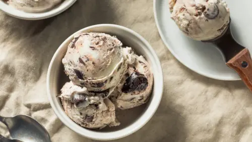 Comment faire une crème glacée économique en 5 min et sans sorbetière ?