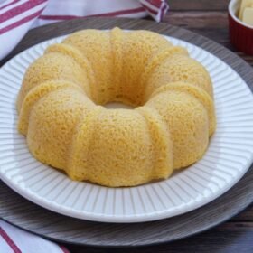 Quick & Easy Instant Pot Corn Bread