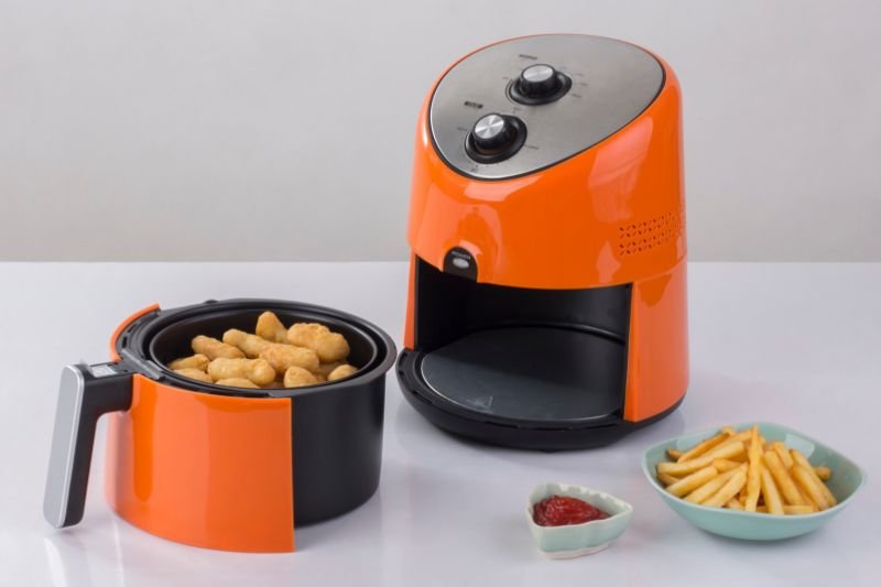 6 Smallest Air Fryers for Your Kitchen (Compact & Portable)