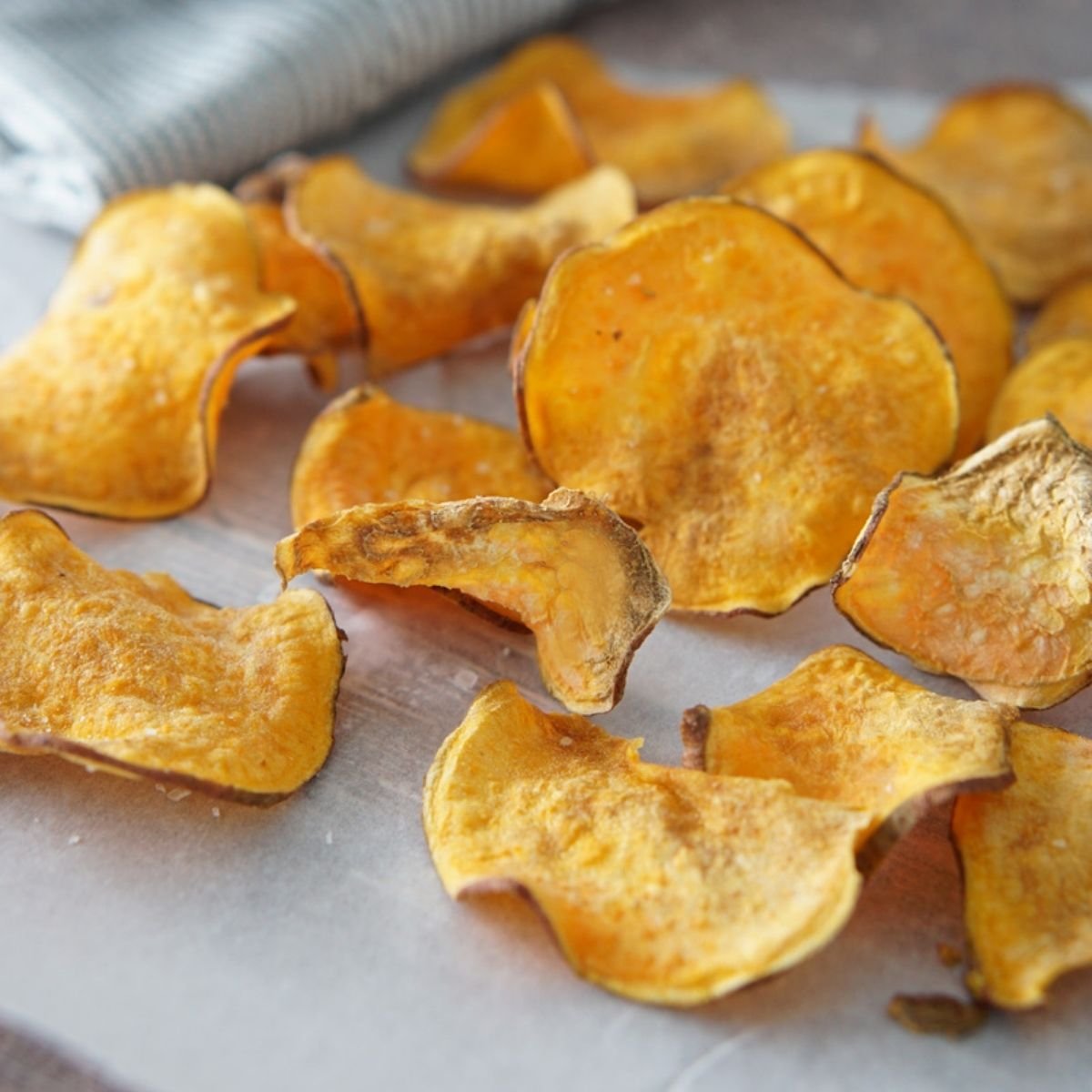 Crispy Air Fryer Sweet Potato Chips