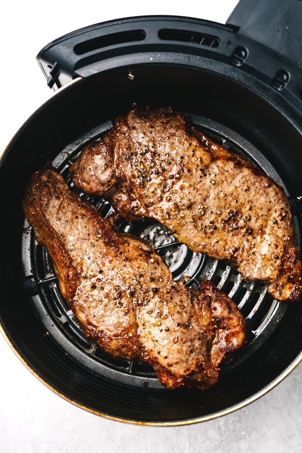 How to Easily Reheat Steak in the Air Fryer