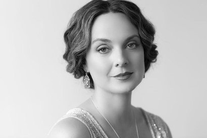 A Ziegfeld Girl Recalls the Forgotten War