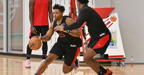 Hawks take advantage of healthy training-camp roster to ramp up competition
