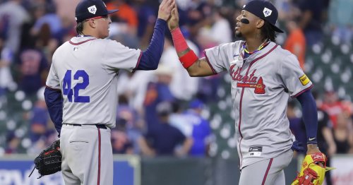 Pitchers excel before offensive outburst lifts Braves over Astros