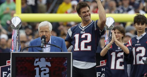 The Tom Brady movie '80 For Brady' is full of horniness, edibles, and Guy  Fieri 