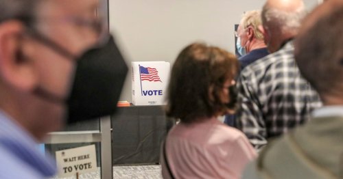 The Jolt: Data shows thousands of Democrats voting in GOP primary