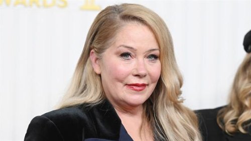 Christina Applegate Battling 30 Lesions on her Brain Amid Painful MS Journey