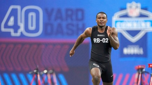 Jahmyr Gibbs runs blazing 40-yard dash time at the NFL Combine | Flipboard