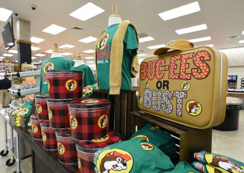 buc-ee-s-for-newbies-what-to-expect-at-the-ultimate-gas-station-and