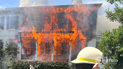 South’s largest antebellum mansion burned to the ground, igniting debate on social media