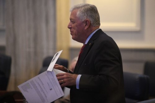 Alabama Senate passes bill mandating weekly national anthem in schools