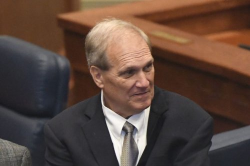 Alabama senator files bill to protect IVF services in state