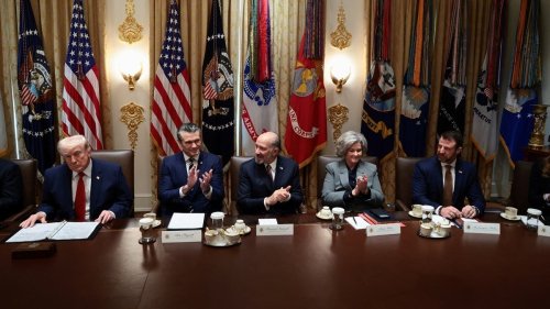Iran deal very close, signing possible in coming days, US official says