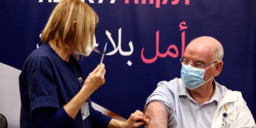Fourth COVID Vaccine Shot Raises Resistance to Serious Illness for Over-60s: Israel