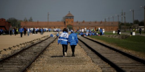 Poland Offers Israel to Resume Youth Trips to Holocaust Sites