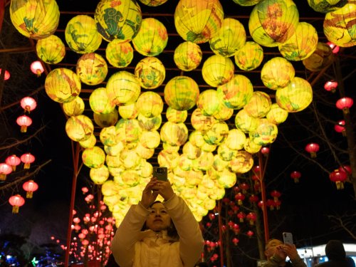 Lantern Festival celebrated with lights, rice dumplings in Taiwan and China