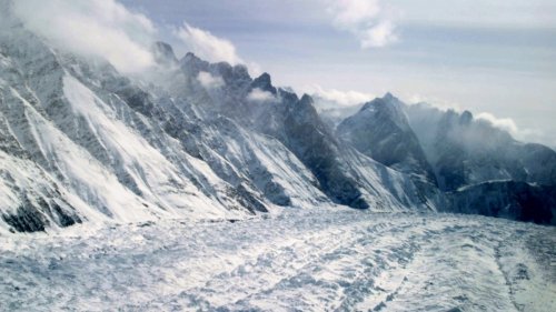 Kashmir: Melting glaciers threaten Ladakh's nature