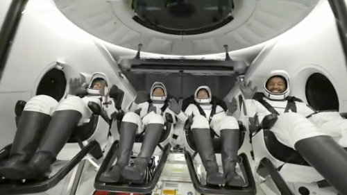Saudi, US astronauts splash down on return from space station