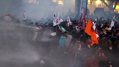 Clashes in Turkey over death of boy in coma