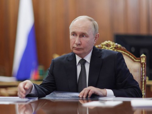 Russia declares unilateral Easter truce; Ukraine says attacks are ongoing