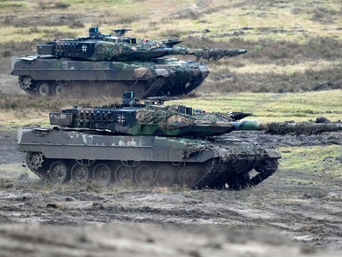 ‘Military art’: Ukraine receives Leopard, Challenger battle tanks