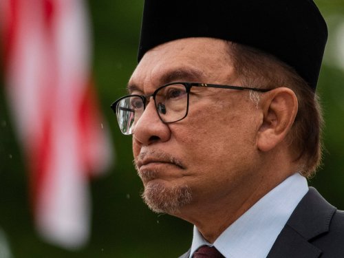 Malaysia’s Anwar faces balancing act on first China trip
