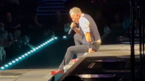 Bruce Springsteen rails against Trump during UK concert
