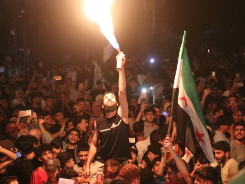 Syrians celebrate US announcement on lifting sanctions