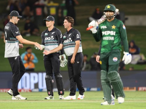 Pakistan suffer biggest T20 loss as New Zealand take 3-1 series lead
