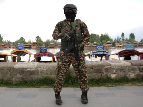 India and Pakistan near strategic standoff after Pahalgam attack in Kashmir