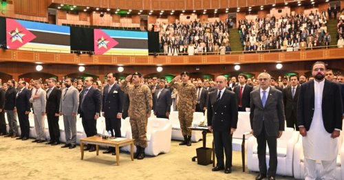 Battle for diaspora: Pakistan gov’t woos expats to break Imran Khan clout