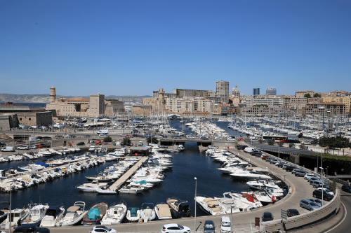 Marseille : le premier port français, le deuxième port méditerranéen et le cinquième port européen * TOUTES LES PYRÉNÉES · France, Espagne, Andorre