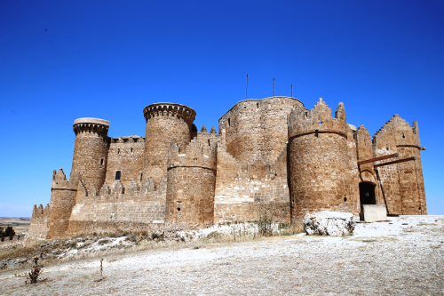 The Belmonte castle - one of the most emblematic in Spain * All PYRENEES · France, Spain, Andorra