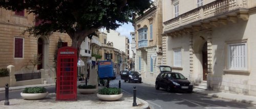 Flughafentransfer auf Malta Buchen: (10 häufigsten Fragen)