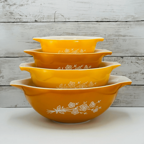 Your Guide to Vintage Pyrex Mixing Bowl Patterns | Flipboard