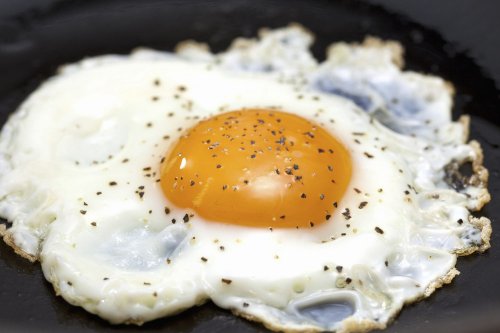 Add This to Your Fried Eggs to Make Them Over-the-Top Crispy and Delicious