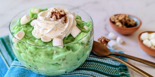 The Retro Bright-Green Dessert We Love Is Experiencing a Comeback