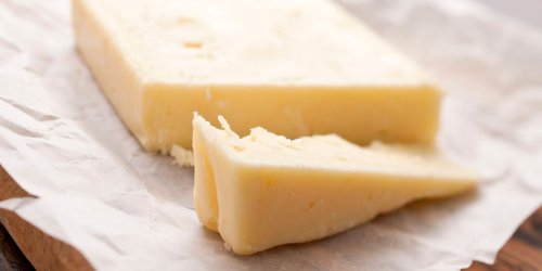 This Shockingly Easy Trick Keeps Cheese Fresh 3x Longer
